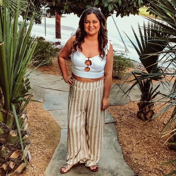 Meet your Posher, Erika - Picture 3 of 5